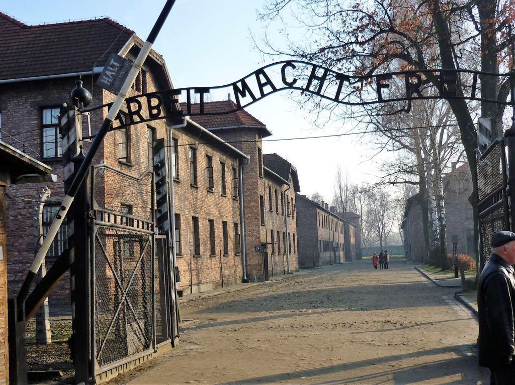 Auschwitz Arbeit Macht Frei sign