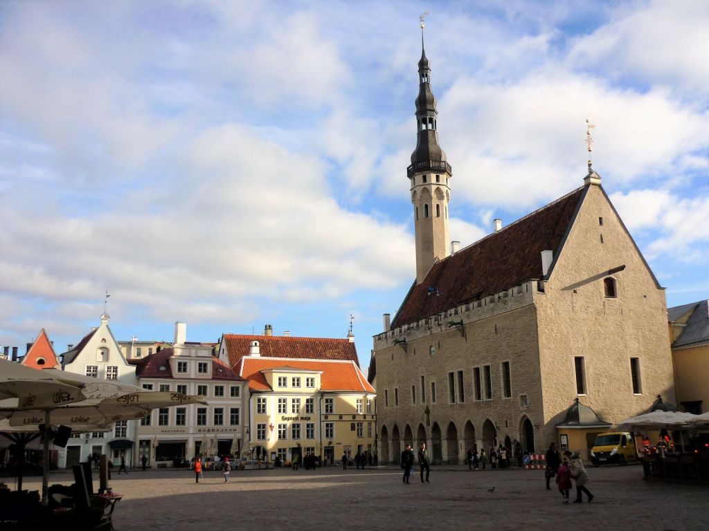 Tallinn Town Hall Square