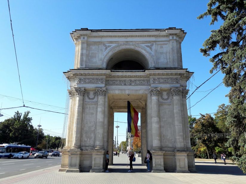 Triumphal Arch Chisinau